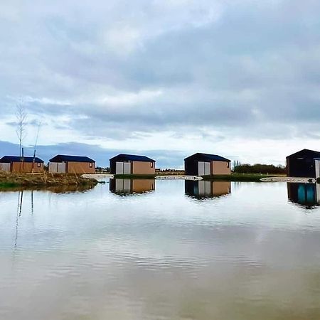 Lakeside Fishing Retreats Old Leake Buitenkant foto